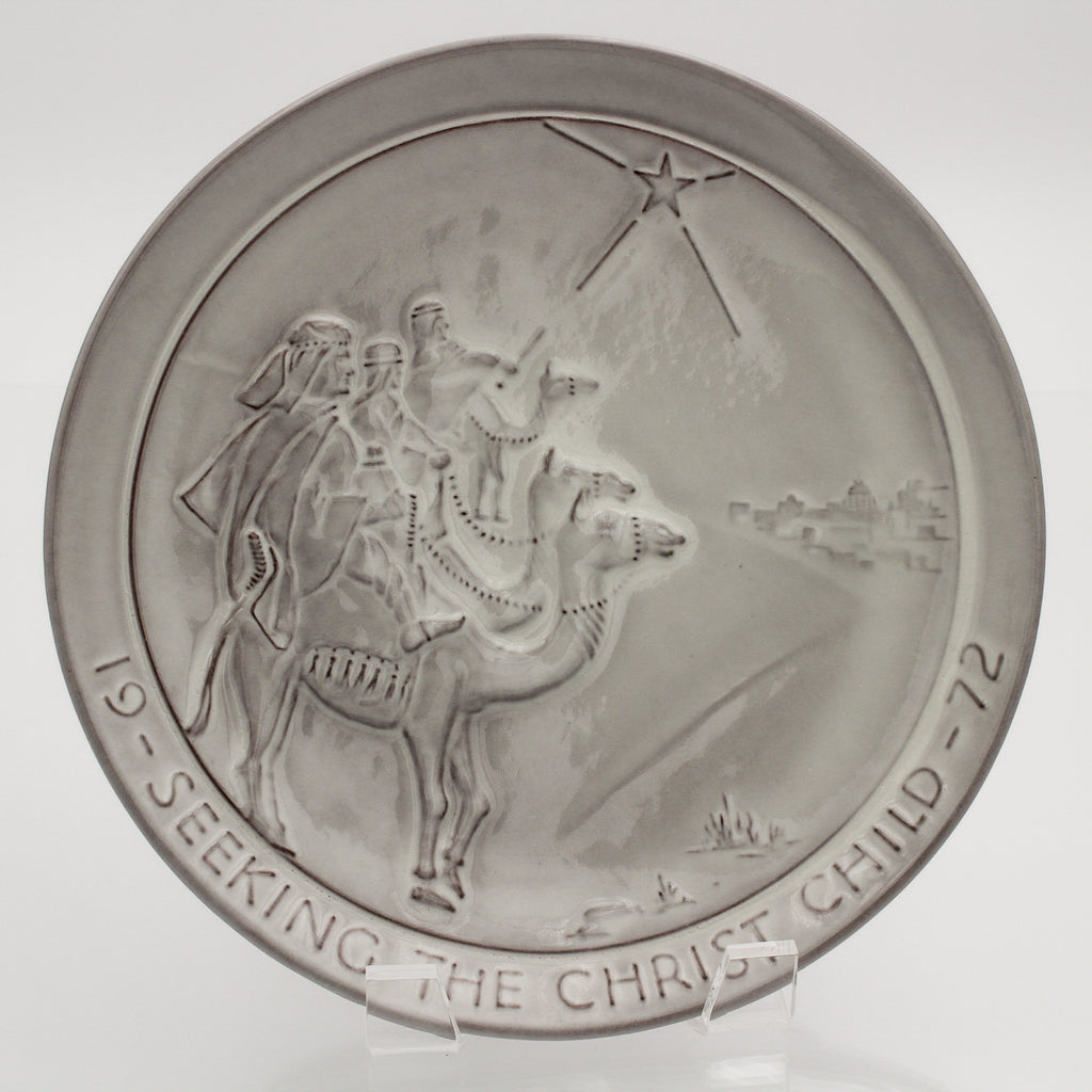 Frankoma 1972 Christmas Plate – Seeking the Christ Child by John Frank
