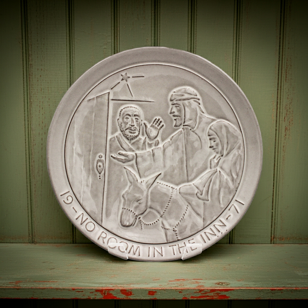 Frankoma 1971 Christmas Plate – No Room in the Inn by John Frank