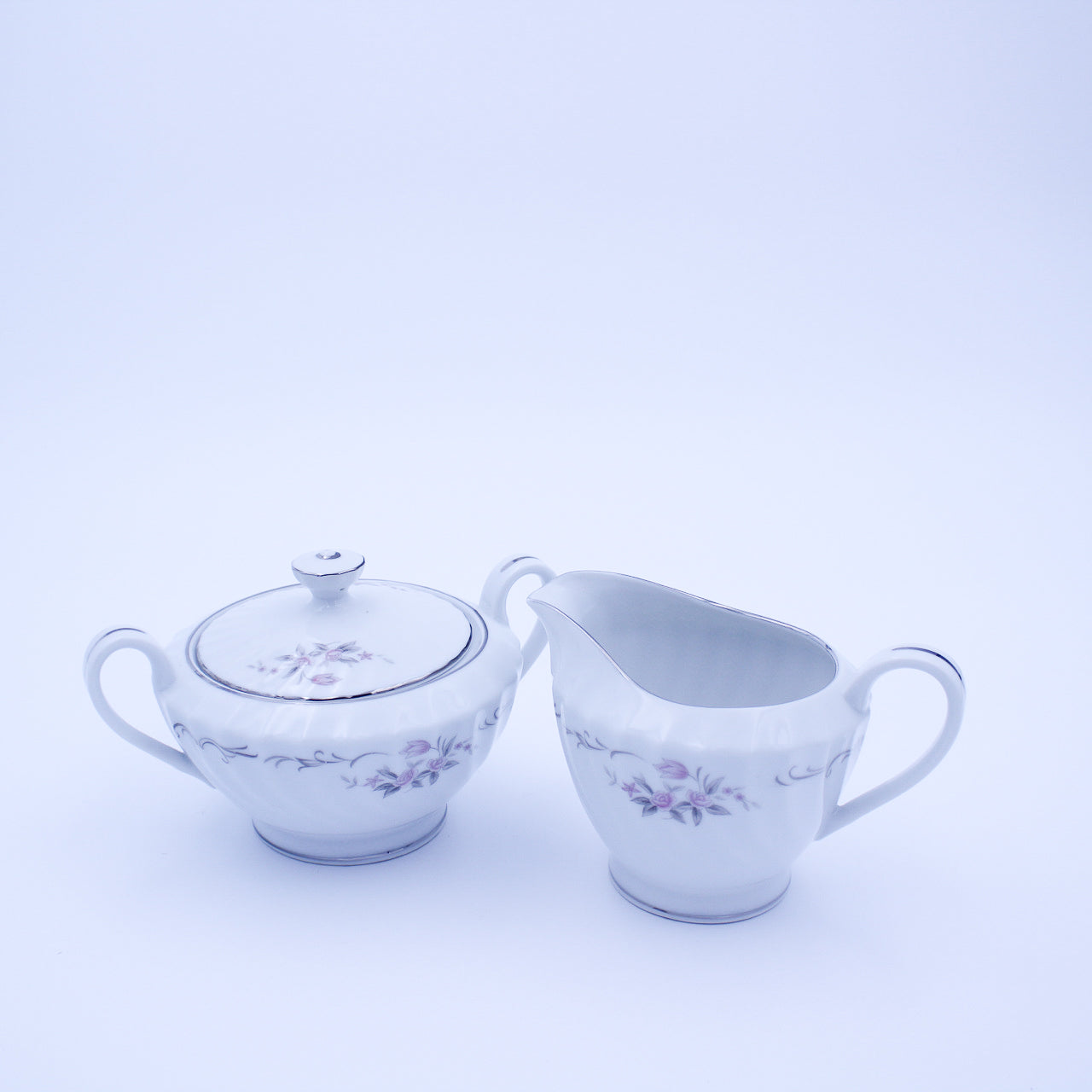 Gold Standard GST1 Porcelain Sugar Creamer – Pink Rosebud Silver Edge Vintage