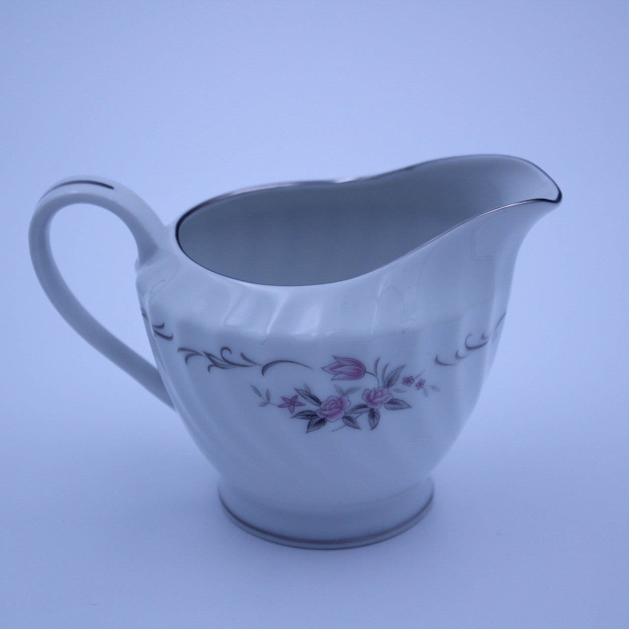 Gold Standard GST1 Porcelain Sugar Creamer – Pink Rosebud Silver Edge Vintage