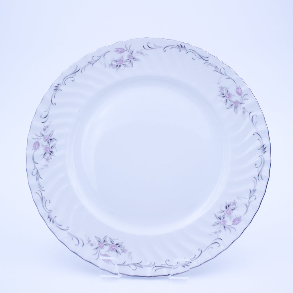 Gold Standard GST1 Porcelain Dinner Plate – Pink Rosebud Silver Edge Vintage