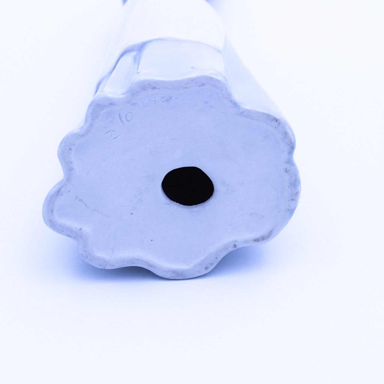 Springtime Serenity – Lladró-Style Porcelain Girl Holding Flowers