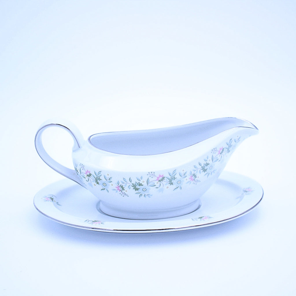 Johann Haviland Forever Spring Gravy Boat wit Plate